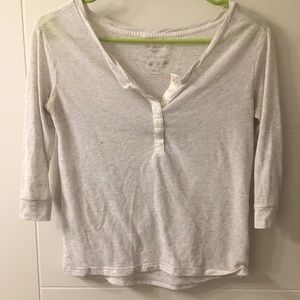 American Eagle Henley 3/4 length sleeve shirt